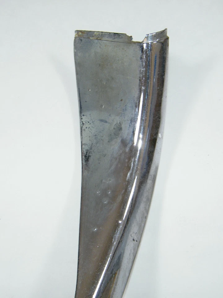 DESOTO PARRILLA MOLDURA RH 1599279 & LH 1599280 Foto 4 de 4