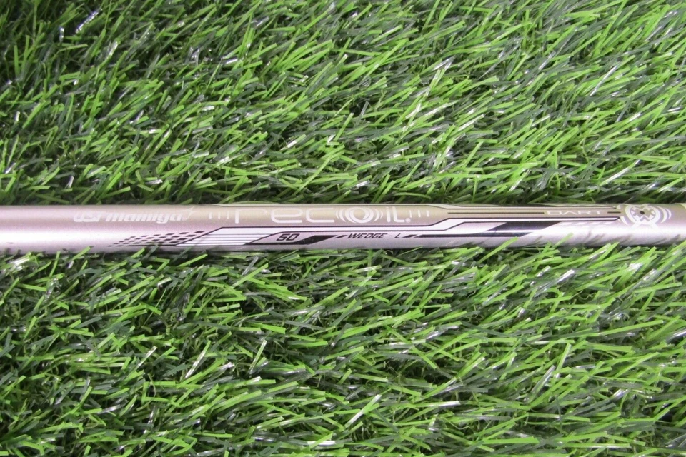 New Cleveland Women's Smart Sole Full Face 58* Sand Wedge, Recoil Dart 50 Ladies - Image 3 of 4