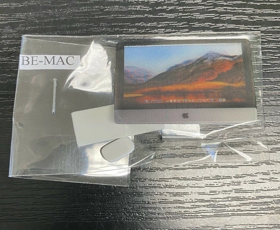 BE-MAC: 1/12 scale miniature toy iMac computer with keyboard and mouse  - Image 3 of 4