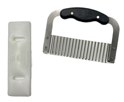 The Pampered Chef Garnisher Slicer Tool Wavy Crinkle Cutter Knife Stainless