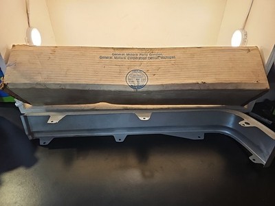 NOS OEM GM 20134053 Filler Panel 1983-90 Chevy Caprice Impala Pontiac Parisienne
