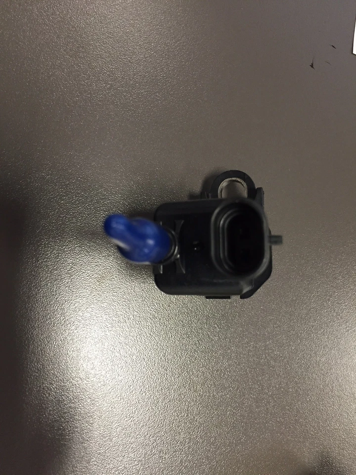Válvula de purga de bote de solenoide de purga GM OEM AC Delco 12592015 214-1473 emisiones Foto 4 de 4