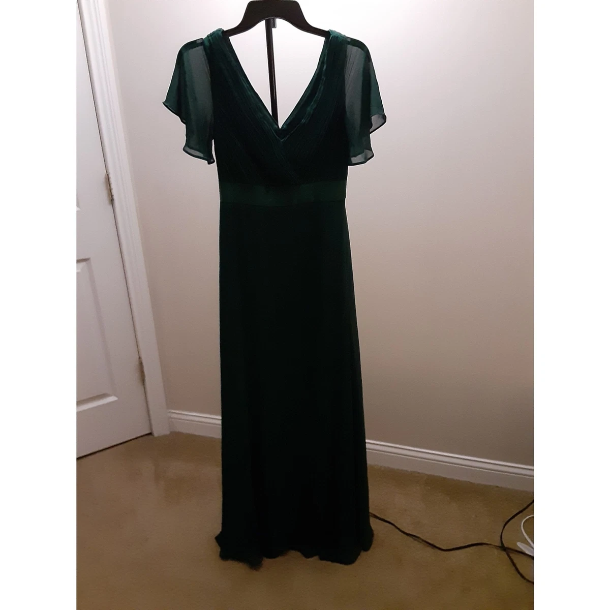 green emerald velvet dress Ever-Pretty 2026 Sparkly and Shine Plus Size High-Low A-Line Front Slit Evening Dress Occasion Dress main image 1