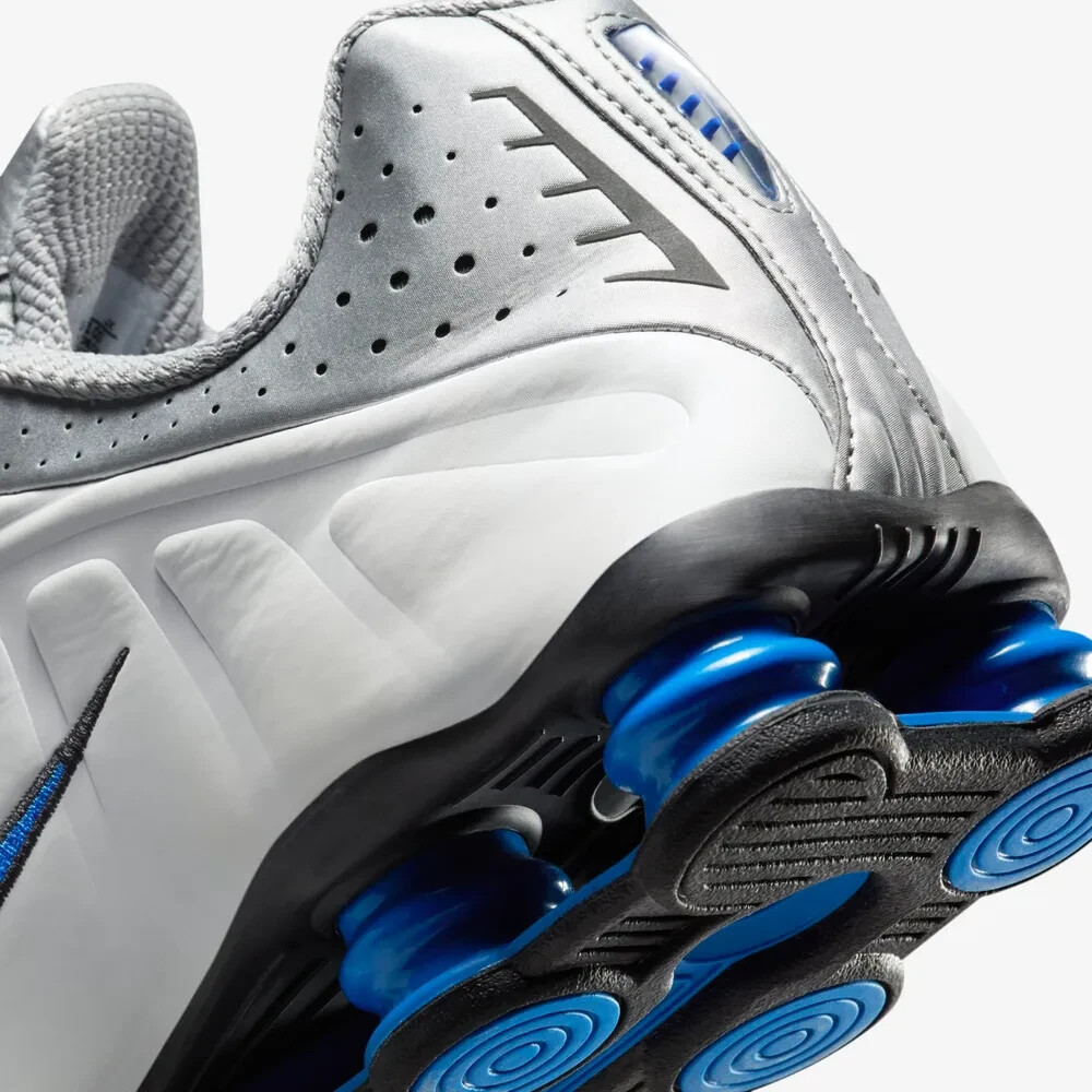 【ナイキ】★Nike Shox R4 White Racer Blue★送料・関税込★ Nike W Shox R4 HJ7303 445 | OVERKILL