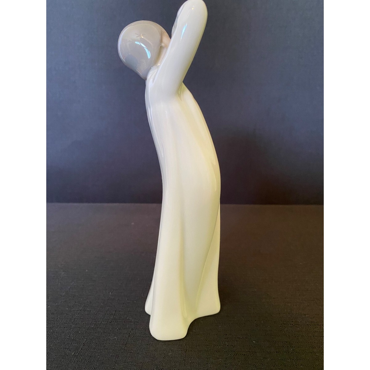 リヤドロ Lladro Nao by Lladro Girl Yawning Vintage Nao/lladro 