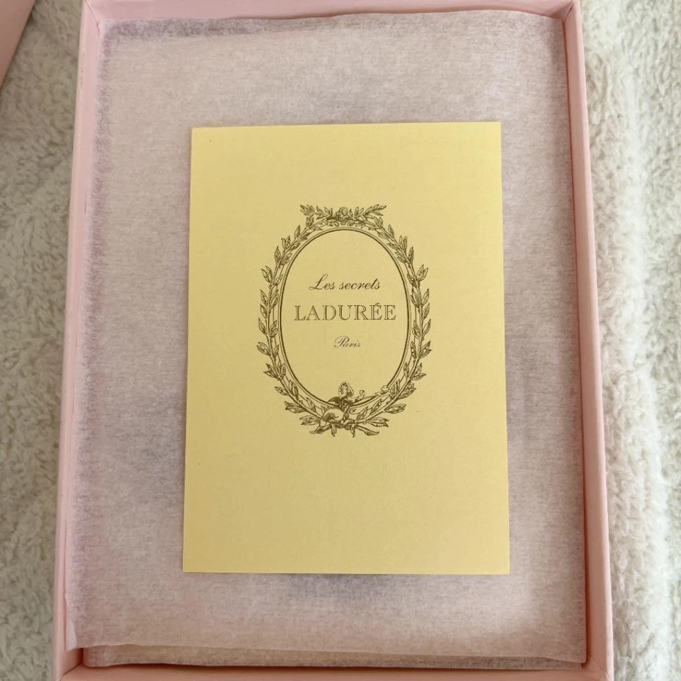 Llavero LADUREE Correa Macaron Torre Eiffel París Lindo Moda Nuevo Con Caja Foto 3 de 4