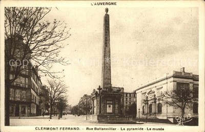 Clermont Ferrand Puy de Dome Rue Ballanvillier La pyramide Le musee