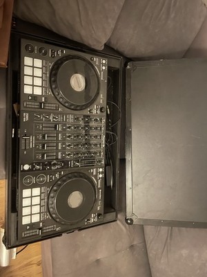 Pioneer DDJ 1000 DJ Controller mit Case