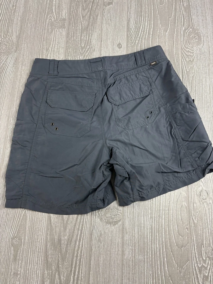 REI Cargo Shorts Womens Size 4 Gray UPF 50+ Hiking Outdoor Inseam 8 - Image 3 of 4