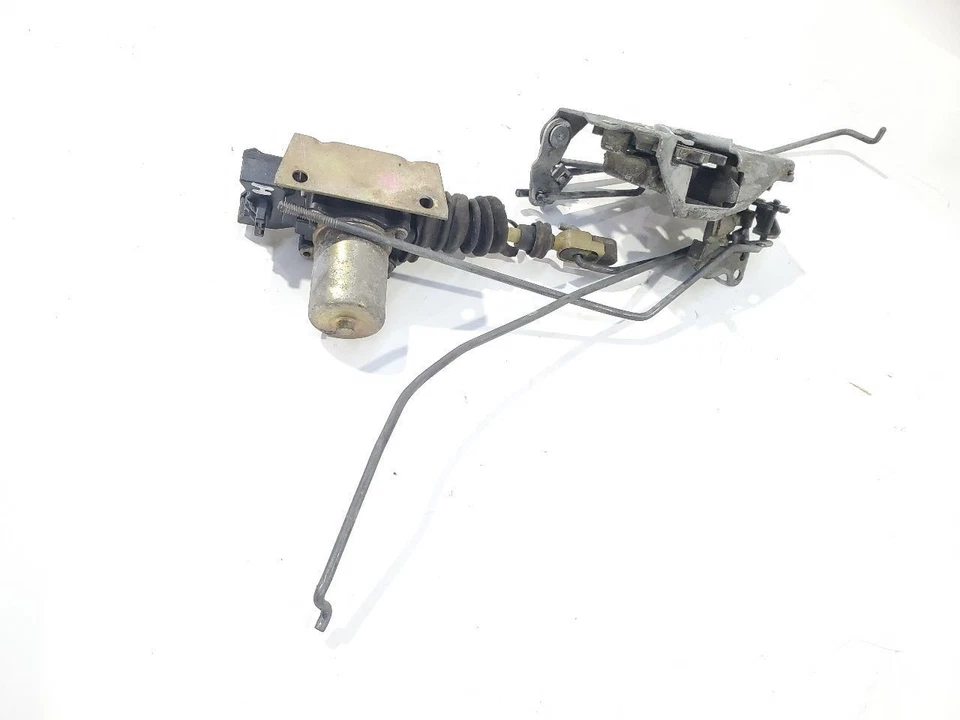 1984 Cadillac Fleetwood OEM Front Left Door Lock Actuator With Latch 20348675 - Image 2 of 4