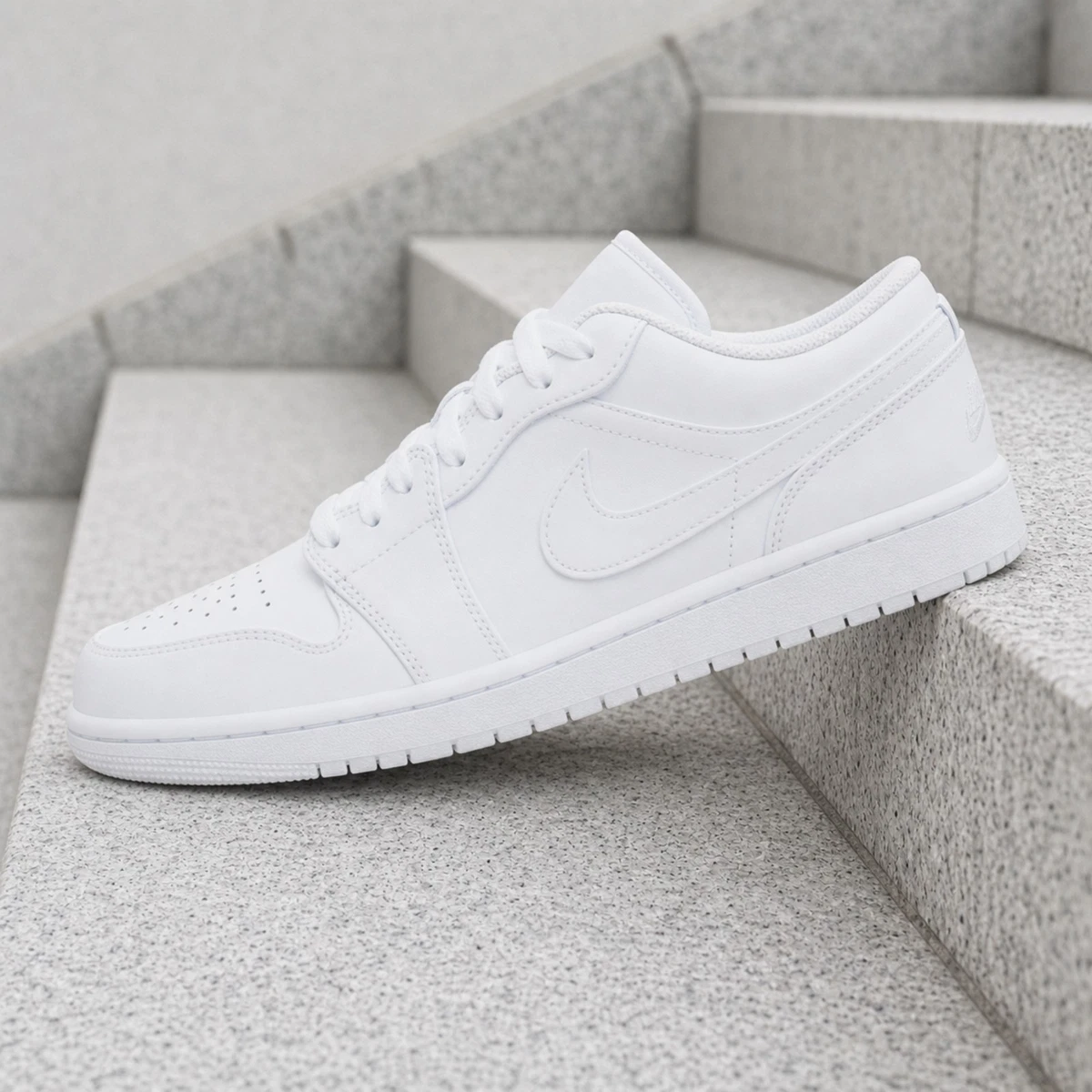 Nike Air Jordan 1 Low \