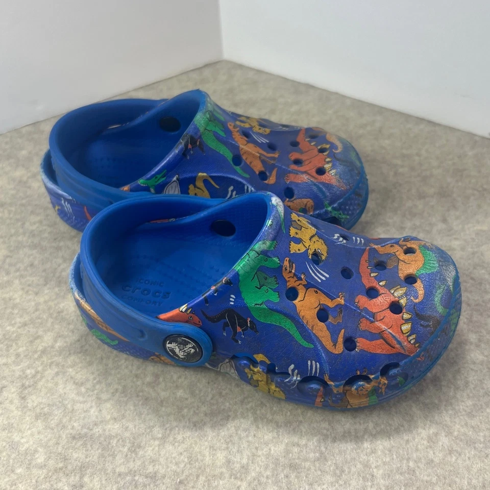Sandalias zueco Crocs para niños talla 9 zapatos sin cordones con estampado de dinosaurios azules Foto 4 de 4