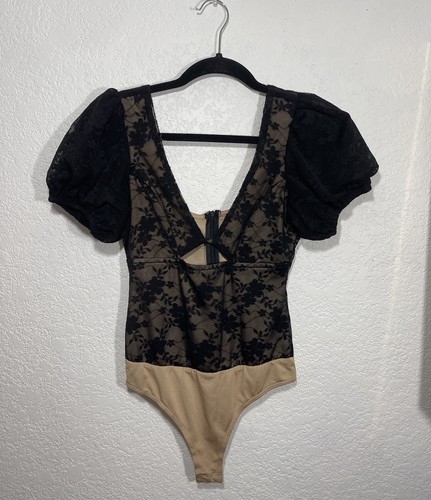 Lulus Elegant Demeanor Black Lace Puff Sleeve Bodysuit