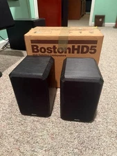 Pair of Boston Acoustics HD5 8 Ohms Black Bookshelf Speakers