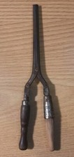 VINTAGE GOODELL-PRATT COMPANY HAIR CURLER CURLING IRON WOOD HANDLE  METAL USA