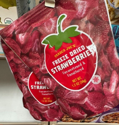 TRADER JOE'S FREEZE DRIED STRAWBERRIES UNSWEETENED SUPERFOOD 1.2
