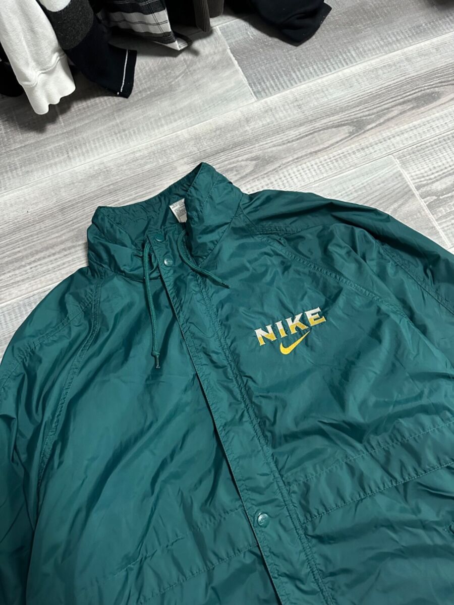 VINTAGE NIKE NYLON JACKET BIG SWOOSH LIMITED EDITION VINTAGE NIKE NYLON JACKET BIG SWOOSH LIMITED EDITION