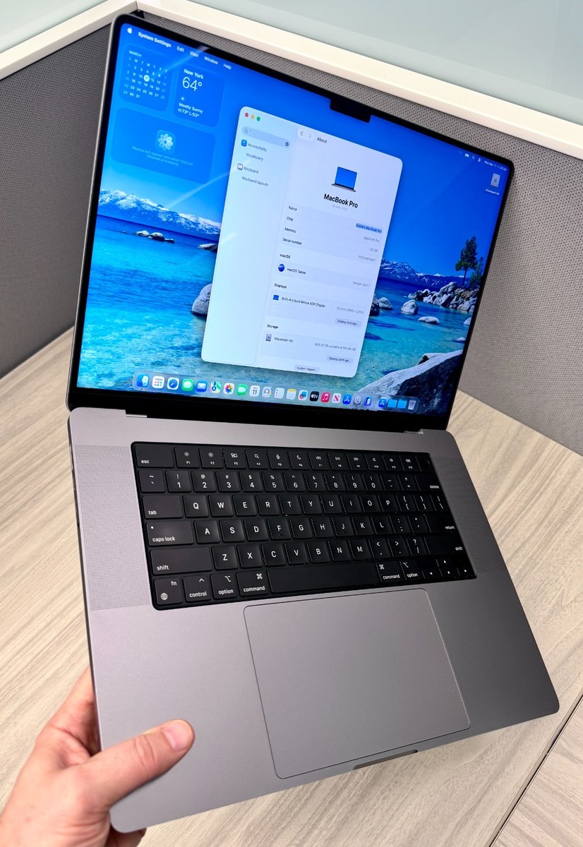 Apple MacBook Pro 16