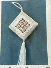 Linda Driskell Christmas Drawn Thread Ornament Kit NEW