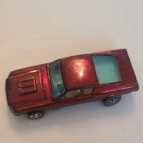 Hot Wheels Redline Custom Mustang 1967 Ford Red Diecast Car 1:64 Opening Hood