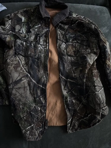Walls Mens MEDIUM Reversible Realtree Camouflage Full Zip Canvas Jacket - product listing photo