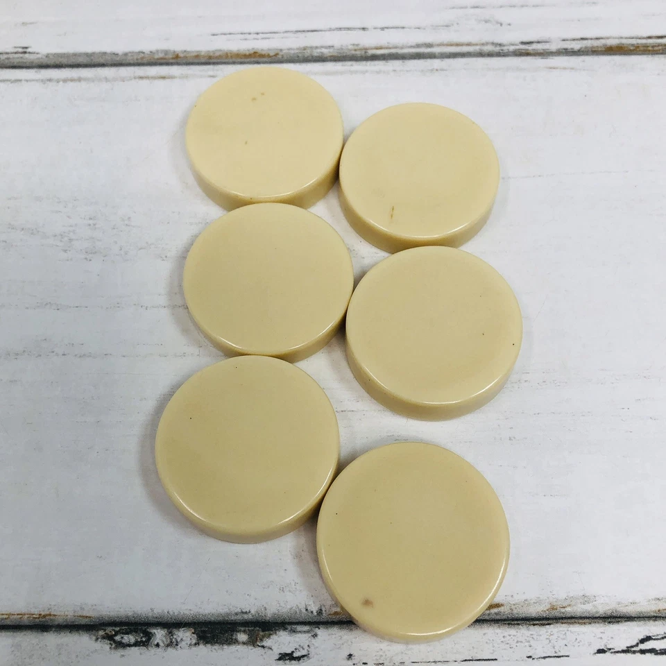 Lote de 6 Piezas de Repuesto Backgammon Vintage 1 3/8" X 3/8” Blanco/Crema Foto 3 de 3