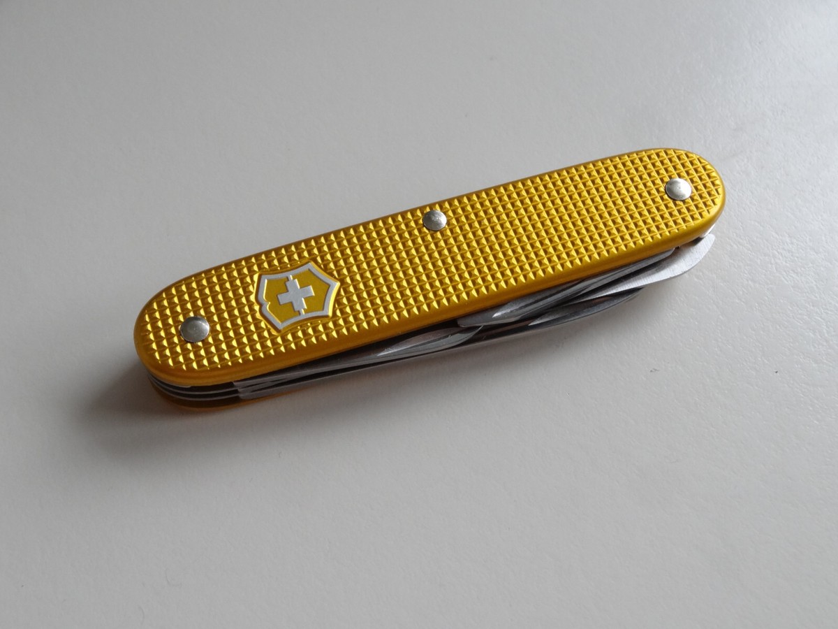 NEW Victorinox Harvester Yellow /Gold ALOX Swiss Army Knife 93mm