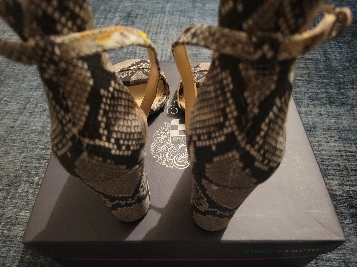 Vince camuto vc best sale corlina