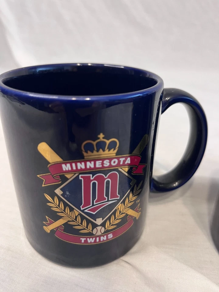 2 Minnesota Twins Baseball Club Coffee Mug MLB Official - Image 2 of 4