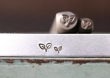 SUPPLY GUY 3mm/5mm Twin Leaves Metal Punch 2 Stamp Set SGCH503504