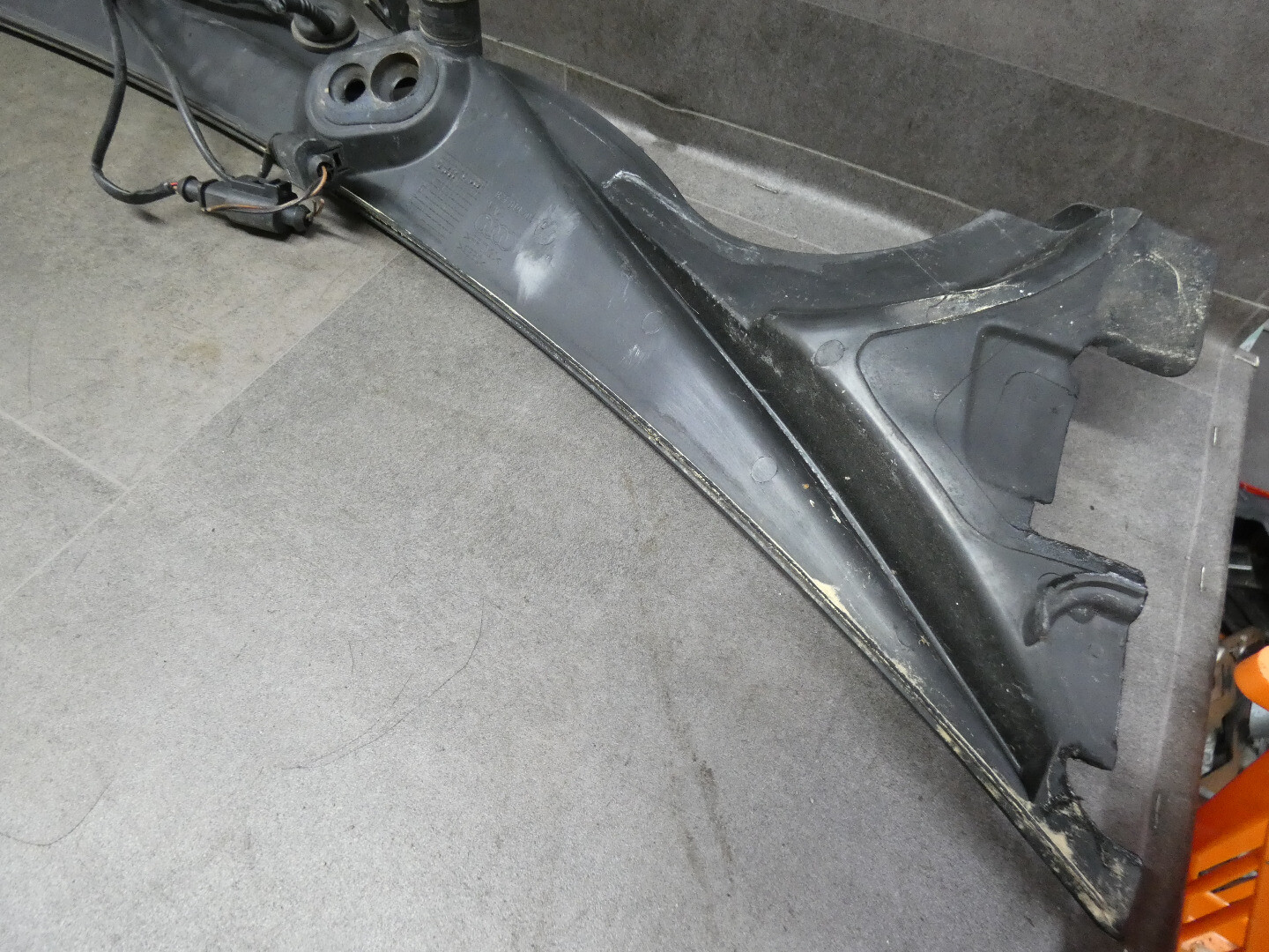 Audi A2 8z 1 4 Wasserabweiser Regenabweiser Abdeckung Windlauf 