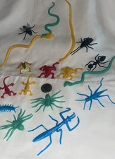 Reptile Insect Amphibian Toy Mini Figure Lot Frog Snake Ant Mantis Spider Roach