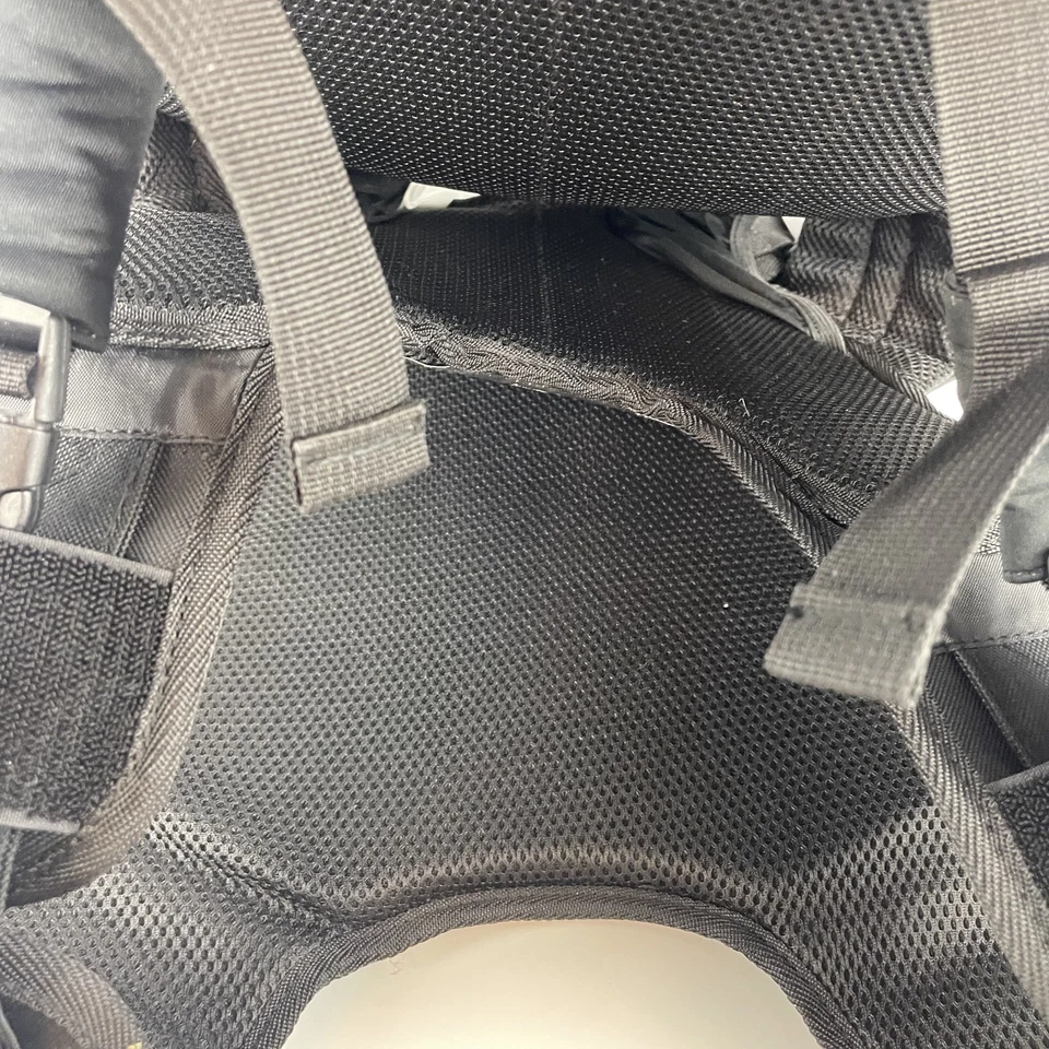 Portabebés JumpOff Jo de inspiración militar - Sistema MOLLE - Caja abierta Foto 4 de 4