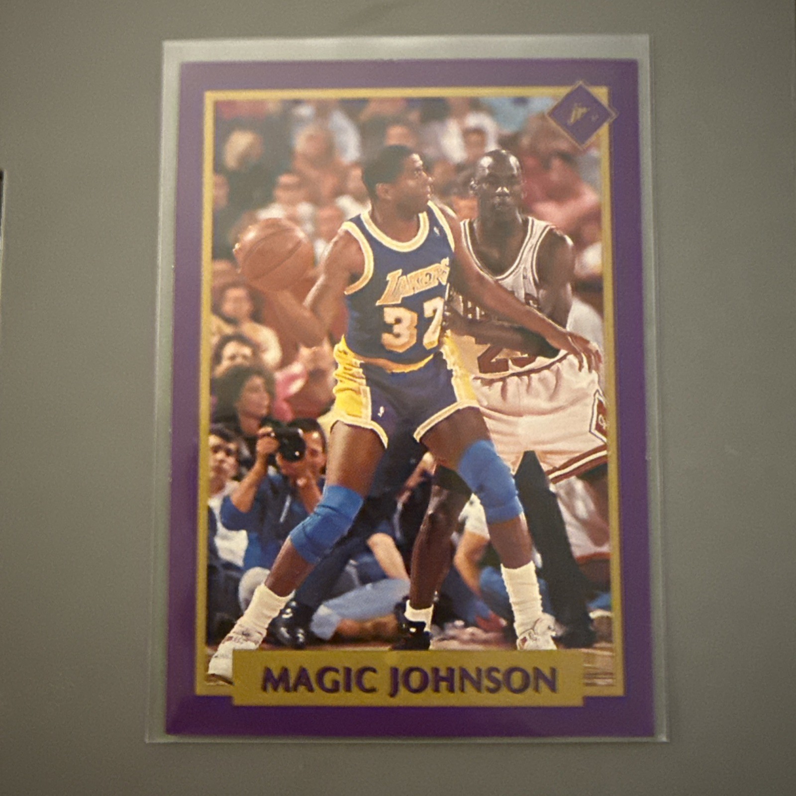 1991 Tuff Stuff Jr - Magic Johnson #14 Hand-Cut