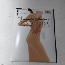 Hanes Smooth Illusions Pantyhose Contouring Leg  Sz CD 637 Ivory