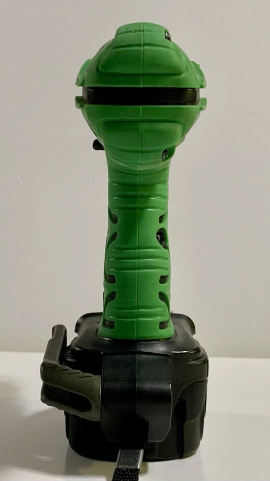 Hitachi DS 18DVF3 Cordless Drill UB 18D Flashlight UC 18YG Charger & 2 Batteries Foto 4 de 4