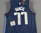 Luka Doncic Rookie NBA Mavericks Signed  Nike Swingman Authentic Jersey COA NEW