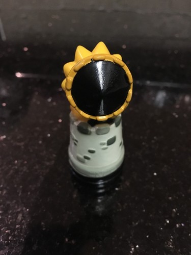 The Simpsons 3D Chess Set Replacement Lisa Black Rook Token Piece 2001 Fox - Picture 4 of 9