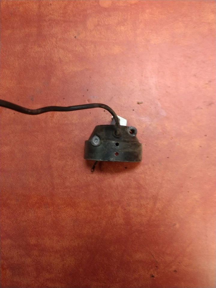 Interruptor de control de carcasa Kawasaki KE KM KV KH 100 G5 G4TR MC1 Foto 2 de 4