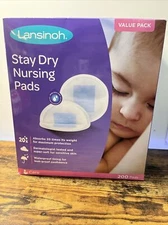 Lansinoh Stay Dry Disposable Nursing Pads for Breastfeeding 200 Ct (Used)