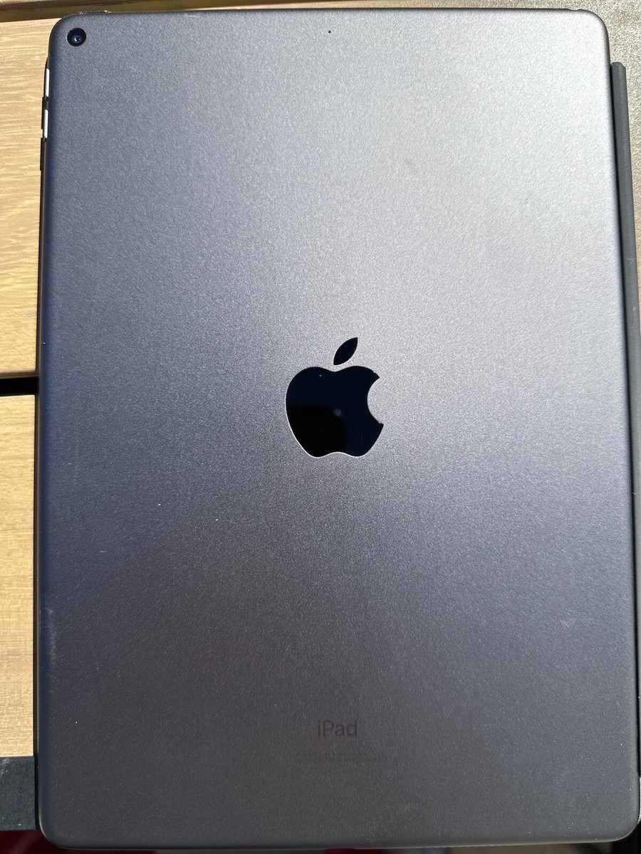 Apple iPad Air (3rd Generation) 64GB, Wi-Fi, 10.5in - Space Gray