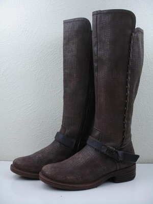 Women's 7.5 M OTBT Cache Brown Leather Knee High Riding Boots Harness Moto Zip