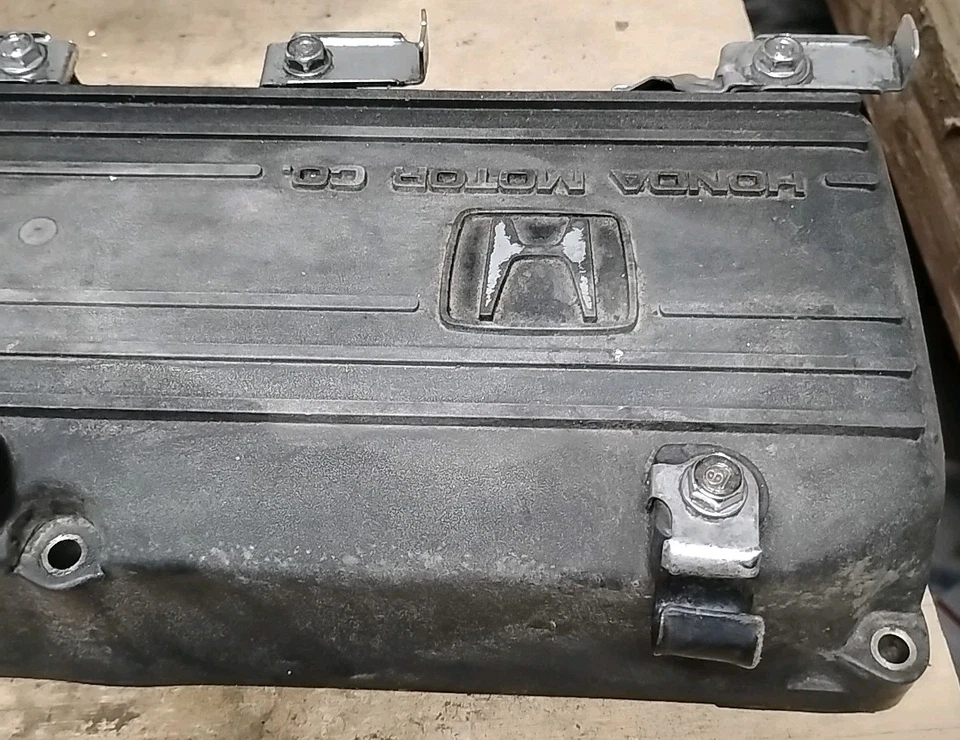 Honda CRX HF 1986 1,5 L 4 cilindros cubierta de válvula fabricante original Foto 4 de 4