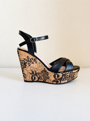 Damen Sandalen schwarz Keilabsatz Kork 12 cm hoher Absatz bequem Sommer Kunstleder Gr. 38