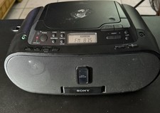 Sony ZS-S2iP CD Player AM-FM Radio iPod Dock Boombox
