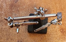 Helping Hand Soldering Aid Tool 3rd Hand Alligator Clips Stable Base -- Lot 3981