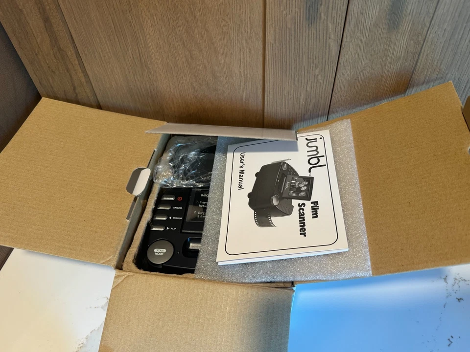 Jumbl 35mm Film And Slide Scanner 2.4" LCD Screen - Image 4 of 4