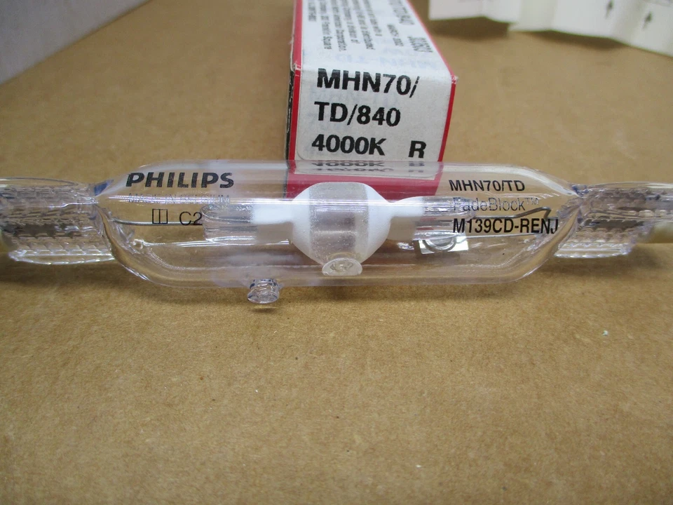 PHILIPS 303503 MHN70/TD/840 70W 4000K NEW - Image 4 of 4