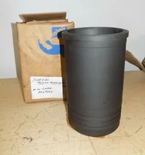 NOS GENUINE Cummins SLEEVE CYLINDER LINER KTA19 QSK19 3028262
