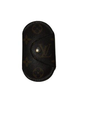 louis vuittons key pouch